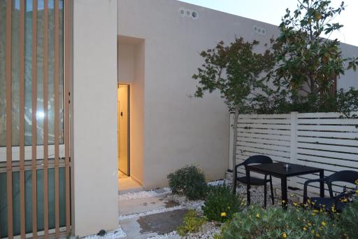 Green Coast Apartment - Housity