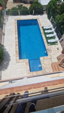Calicanto House & Pool - Housity