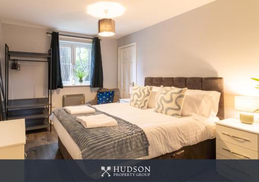 Telford 2-Bedroom Apartment - Housity