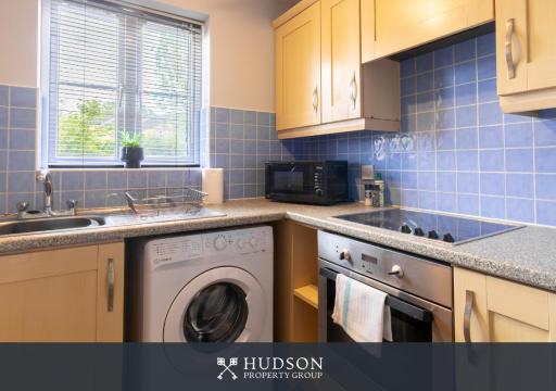 Telford 2-Bedroom Apartment - Housity