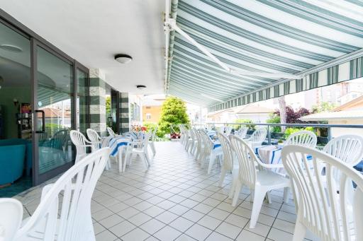 American Hotel - Housity