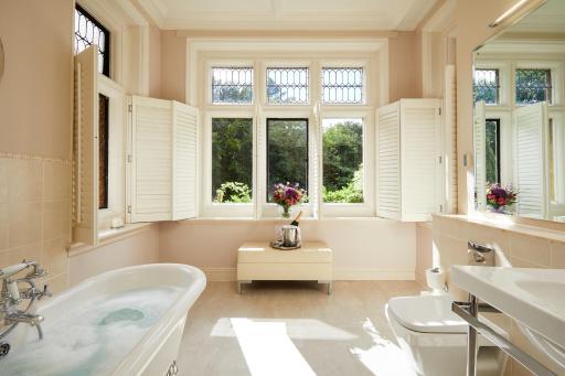 Macdonald Frimley Hall Hotel & Spa - Housity