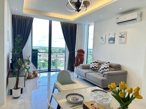 Hanns&KingBed&WIFI&Pool& Parking&Sauna&Sunshine Classic Comfort Homstay - Housity