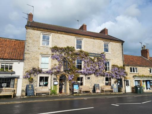 The Feathers Hotel, Helmsley, North Yorkshire - Housity
