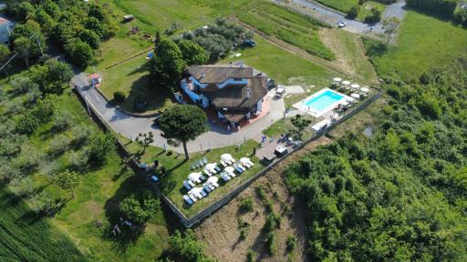 Villa Alexander Suite esclusiva di 100 m con vasca idromassaggio - Housity