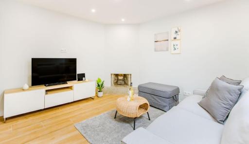 Espinho Beach 4 Stays - Housity