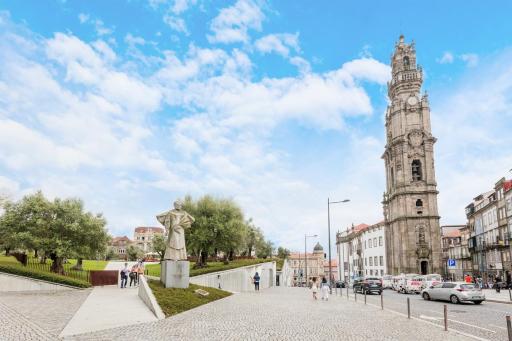 Clérigos Tower - Experience in Porto - Housity