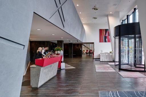 Crowne Plaza Manchester City Centre, an IHG Hotel - Housity