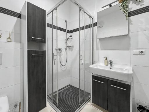 Designer Apartment, 5 min to City Center - Housity