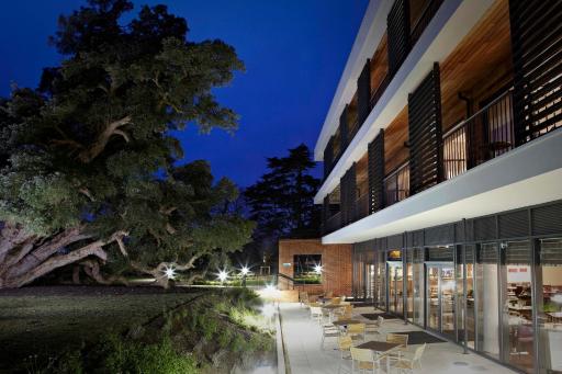 Wivenhoe House Hotel - Housity