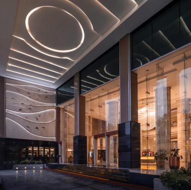 The Grand Fourwings Convention Hotel Bangkok - Housity