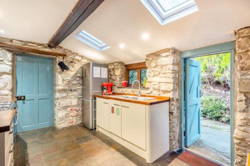 Y Cwtch - Panoramic mountain views within Snowdonia's National Park - 4x4 only - Housity
