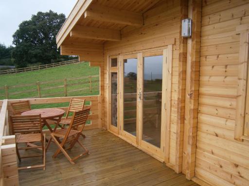 Long Mountain Centre Log Cabins - Housity