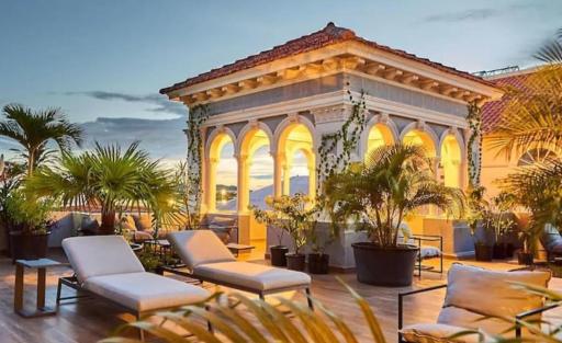 AmazINN Places Casco Viejo Pool and Rooftop VII - Housity