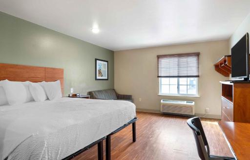 Extended Stay America Select Suites - Wichita - Airport - Housity