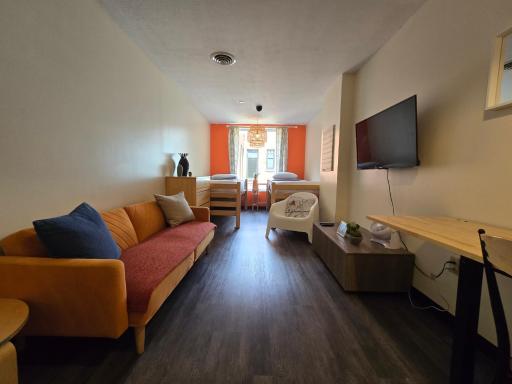 Stay Pittsburgh - Housity