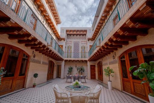 Asal Boutique Hotel - Housity