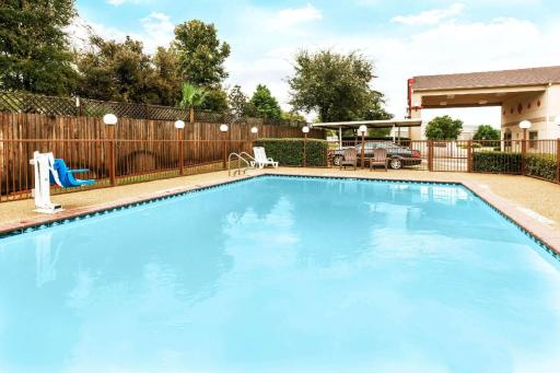 Highland Inn - Housity