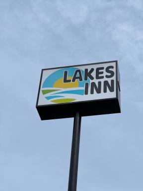 Lakes Inn - Housity