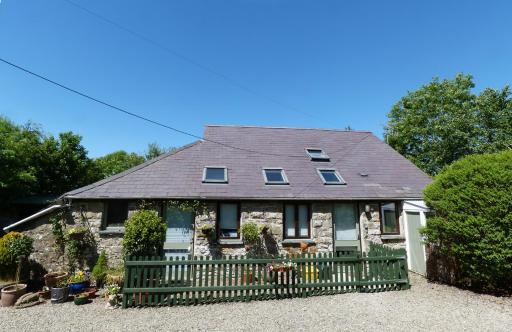 Stone Barn Cottage - Housity