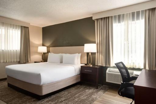 Mai Hana Hotel- Intl Drive, Trademark Collection by Wyndham - Housity