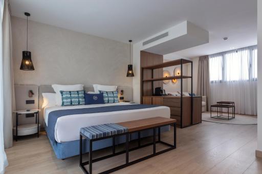 Hotel Lima - Adults Recommended - Housity