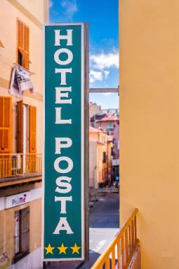 Hotel POSTA - Comfortable Stay in Ventimiglia - Housity