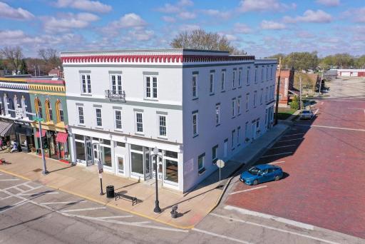 Historic Knox Hotel - Housity