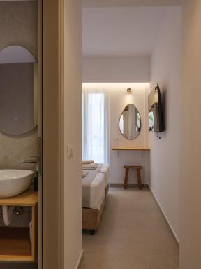 Hiona Apartments - Housity