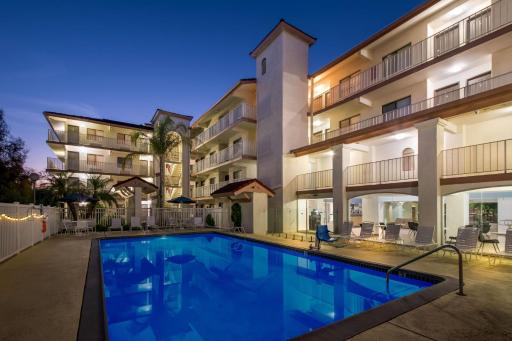 Days Inn by Wyndham Buena Park - Housity