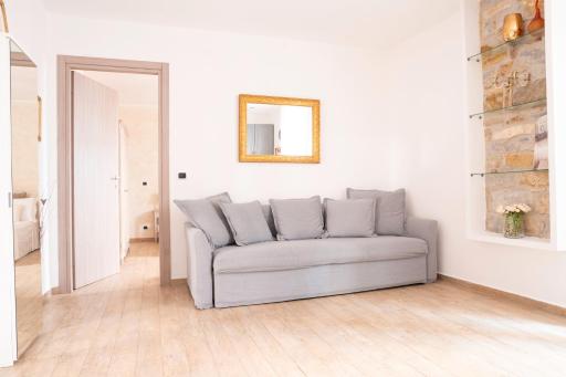 Quiet Boutique Apartament in Central - Le Bicocche di Joyce - - Hizvo