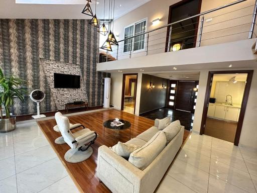 Alpine lodges - Housity