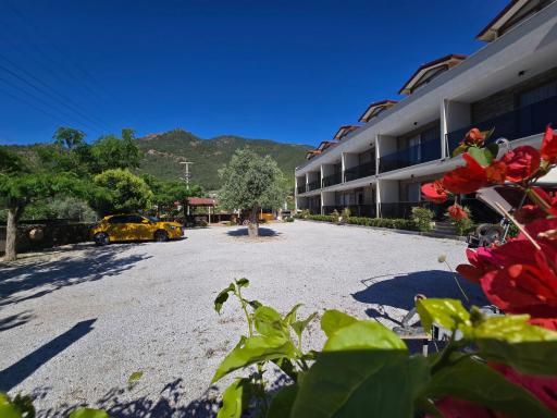 Olive Tree Apart Hotel - Housity