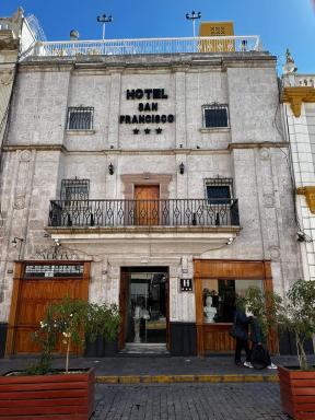 Hotel San Francisco INN - Housity