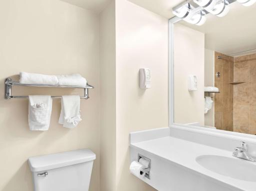 Best Western Potomac Mills - Housity