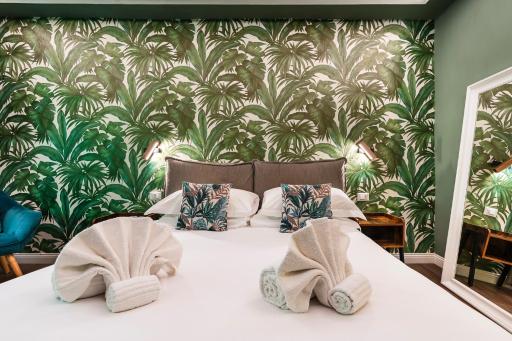 Jungle suite mood behind Piazza Signoria - Housity