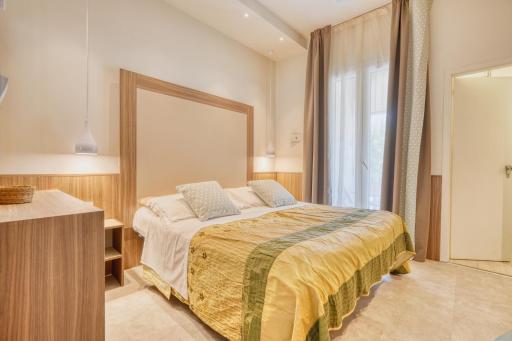 B&B Everest Bar Ristorantino - Housity
