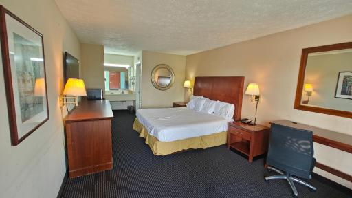 Countryside Inn Motel - Housity