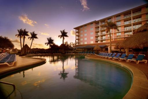 Palm Beach Shores Resort and Vacation Villas - Housity