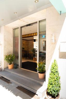 Centro Hotel Mondial - Housity