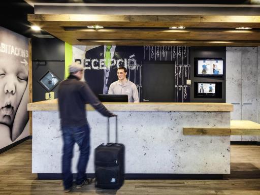 Ibis Budget Barcelona Sant Andreu De La Barca - Housity