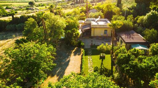 DONNA CATERINA HOUSE, holiday villa - Housity
