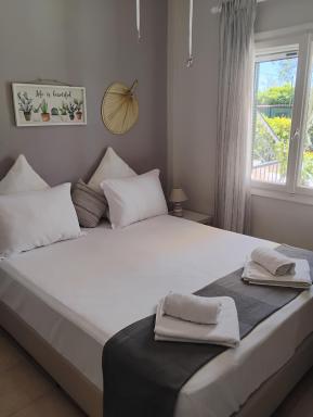 Beach Olive mare Holidays - Housity