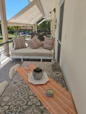 Beach Olive mare Holidays - Housity