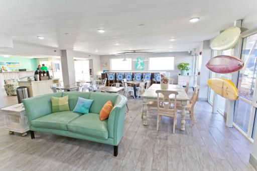 Surf & Sand Hotel - Housity