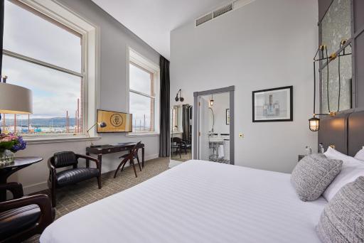 Titanic Hotel Belfast - Housity