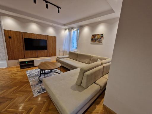 Niko-Max Apartment - Housity