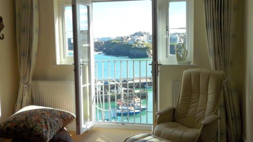 11 Harbour View, Newquay - Housity