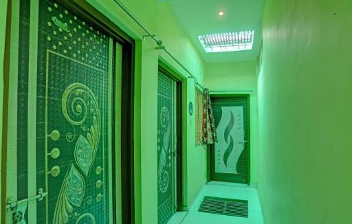 Hotel O RS Guest House - Housity