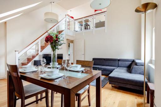 Covent Garden Luxury 2BR Apartment for 6 Guests - Housity